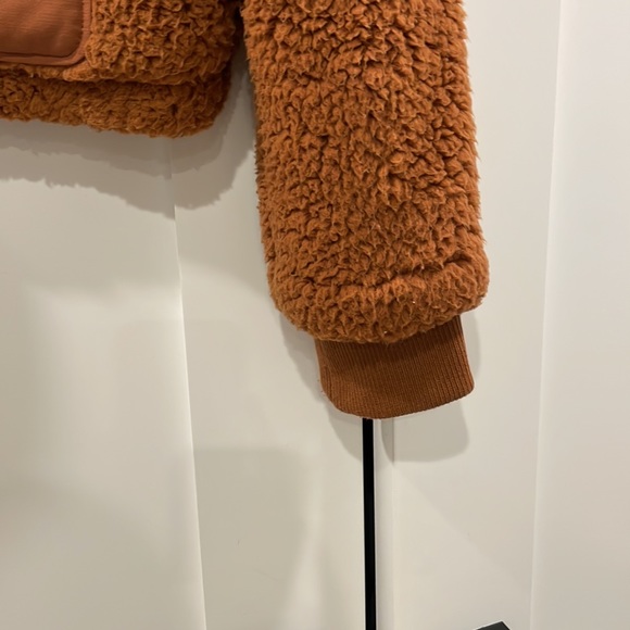 Lucky Teddy Jacket - Picture 4 of 5